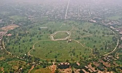 R Block Model Town Lahore — r block model town lahore location and access